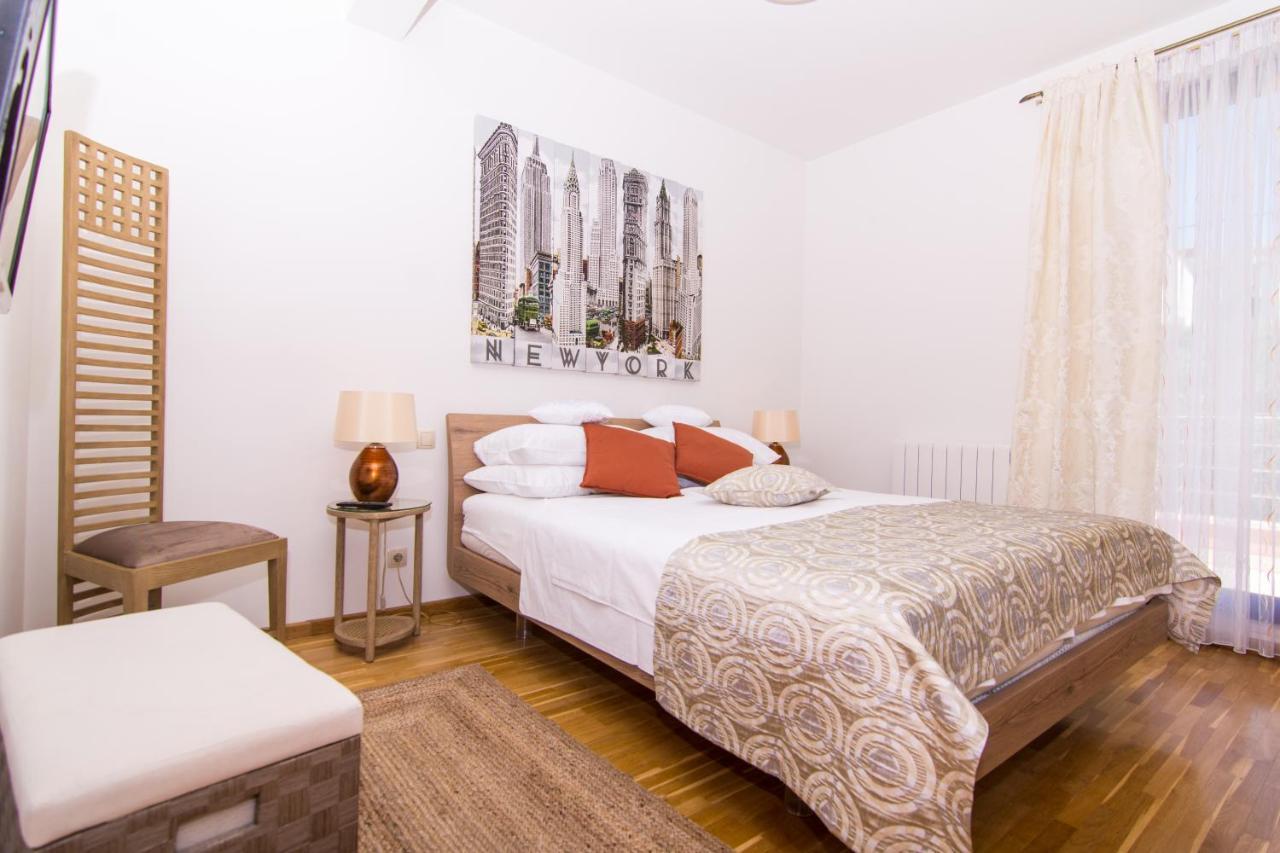 Gallery Luxury Suites & Rooms-Only Adults Spalato Esterno foto